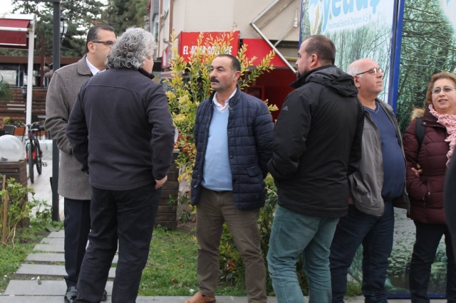 Zihni Şahin MHP'yi ziyaret etti