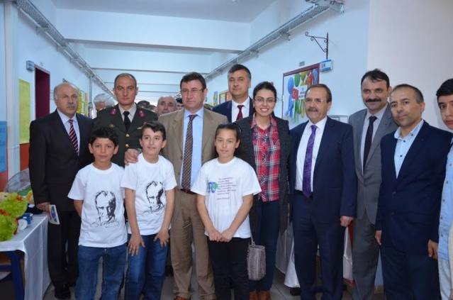 Mustafa Kemal  Ortaokulu Bilim fuarı  Konferans Salonu Gençlik Festivali Programı