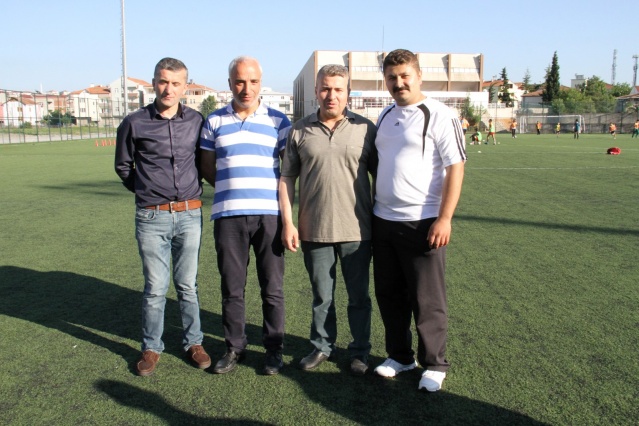 Bafra Mevlanaspor Futbol Yaz Okulu Start Aldı