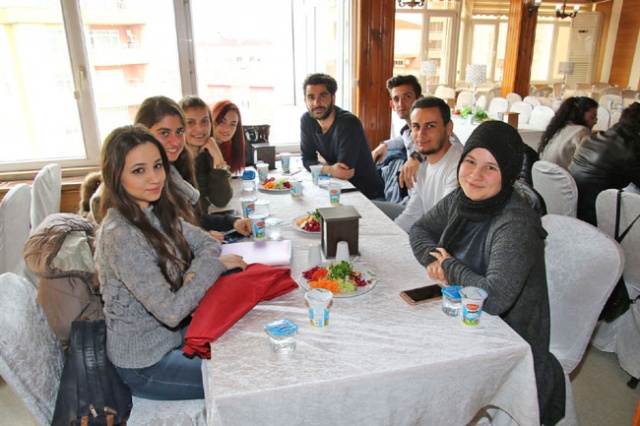 Başkan Şahin Turizm Fakültesi Öğrencileriyle Buluştu