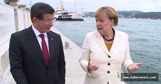 Davutoğlu Merkel'le görüştü