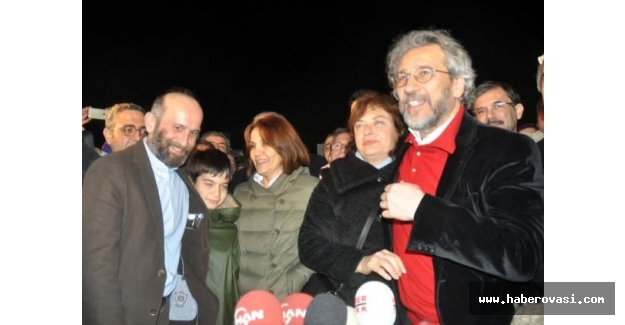 Dündar ve Erdem tahliye edildi