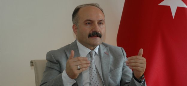 Erhan Usta AK-Parti'yi suçladı