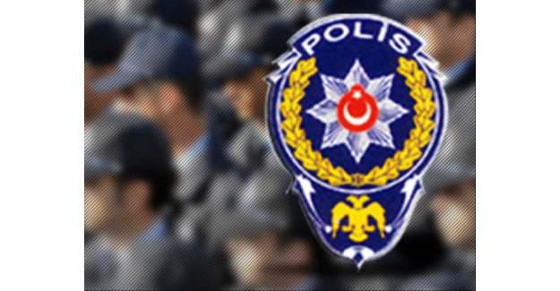 Merkez Valisi ve 9 Polis gözaltında