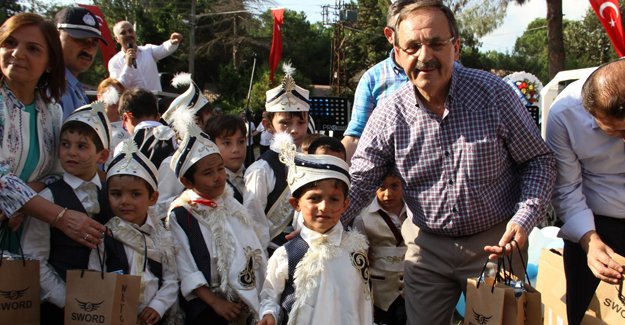 Bafra Belediyesi'nden Geleneksel 14. Sünnet Şöleni