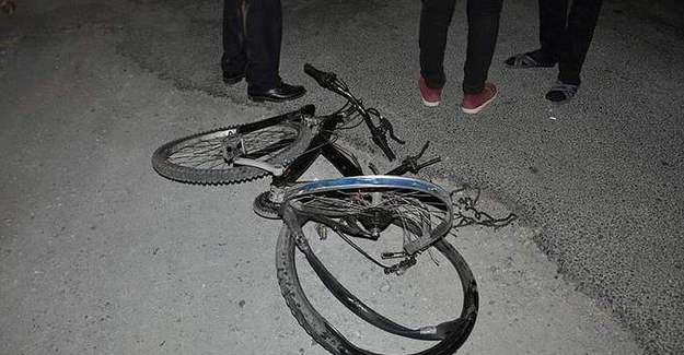 Kamyonun çarptığı bisiklet sürücüsü öldü
