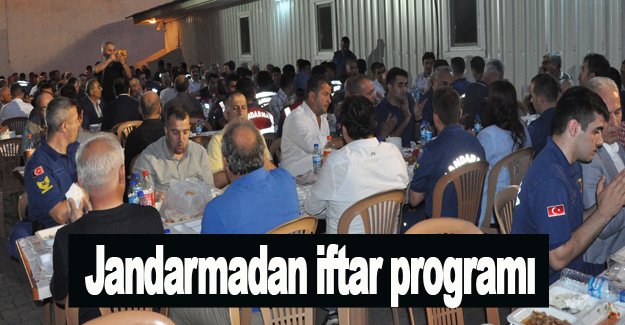 Jandarmadan iftar programı
