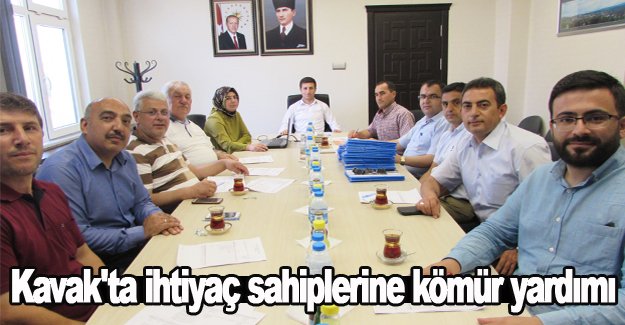 Kavak'ta ihtiyaç sahiplerine kömür yardımı