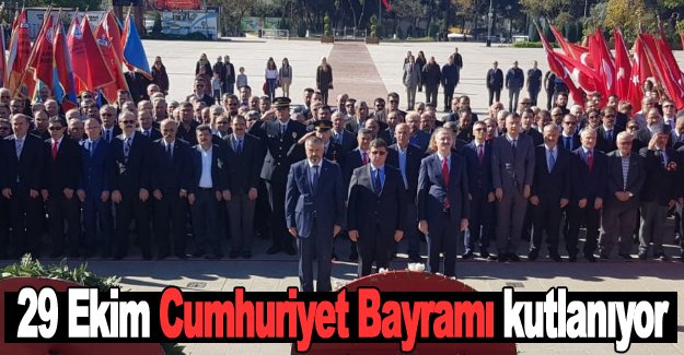 Samsun İlçelerinde Cumhuriyet Bayramı çoşkusu