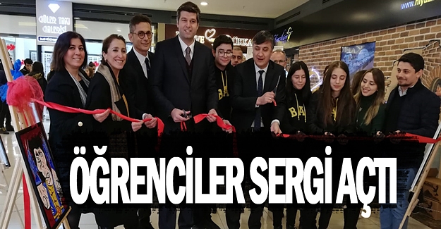 Bafra'da öğrenciler sergi açtı