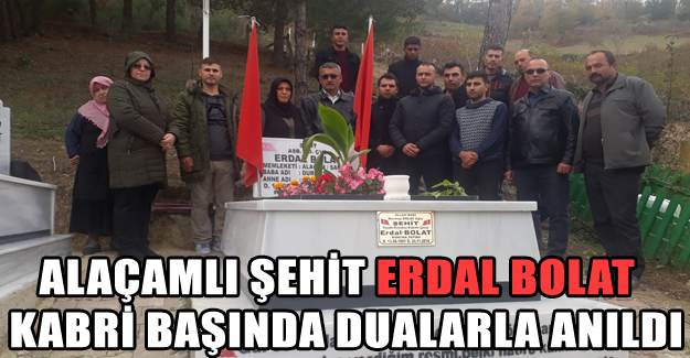 Alaçamlı Şehit Erdal Bolat Kabri Başında Dualarla Anıldı