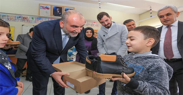 Sandıkçı, “Belediyecilik gönüllere girme işidir”