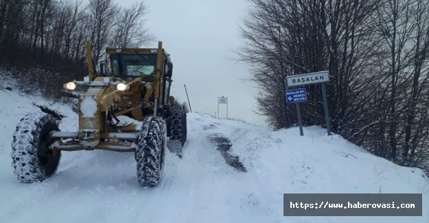 Samsun'da kar mesaisi devam ediyor