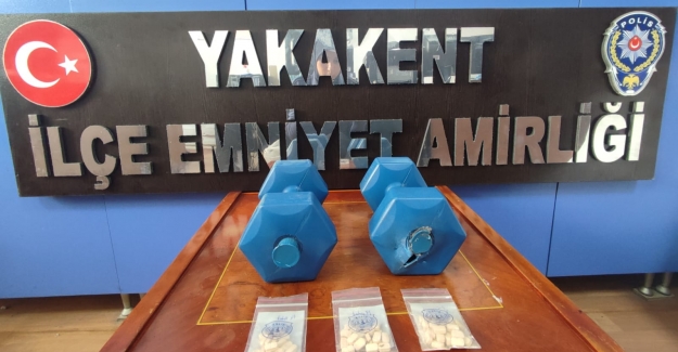 Yakakent'de dambıllardan uyuşturucu çıktı