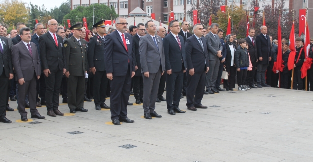 10 Kasım Atatürk'ü anma programı