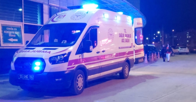 Samsun'da bıçaklı kavgada 1'i ağır 2 kişi yaralandı