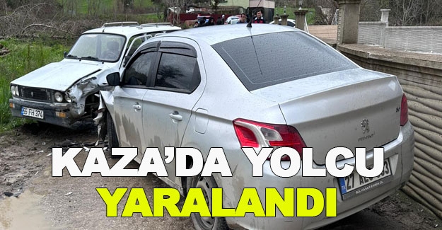 Bafra'da kazada yolcu yaralandı