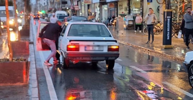 Samsun'da otomobilin çarptığı çocuk yaralandı