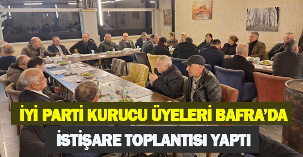 İyi Parti kurucu üyeleri Bafra'da istişare toplantısı yaptı