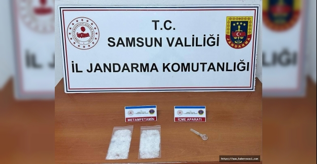 Samsun'da araçta yapılan aramada uyuşturucu ele geçirildi