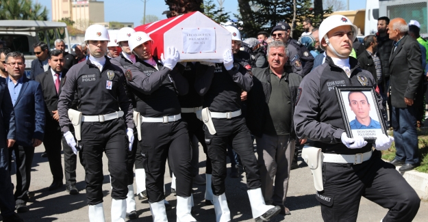 Samsun'da hayatını kaybeden polis toprağa verildi