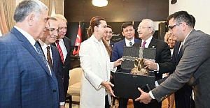 Ak Partili vekillerden Kılıçdaroğlu'na Yenikapı daveti