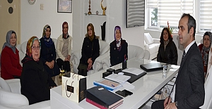 Ak Parti kadın kollarından Adanur'a ziyaret