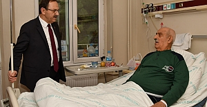 Başkan Şahin’den hastalara sürpriz ziyaret