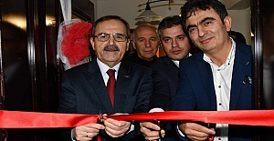 Başkan Zihni Şahin'den muayenehane açılışı