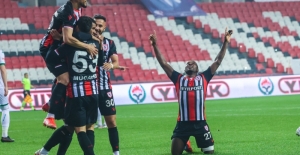 Samsunspor Bursaspor'u ezdi