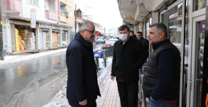 Bafra'da Kar temizleme çalışmaları sürüyor