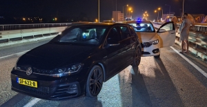 Bafra'da iki otomobil kaza yaptı, 2 kişi yaralandı