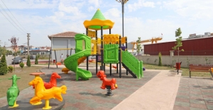 Bafra Belediyesi’nden Alparslan Mahallesine Yeni Çocuk Parkı